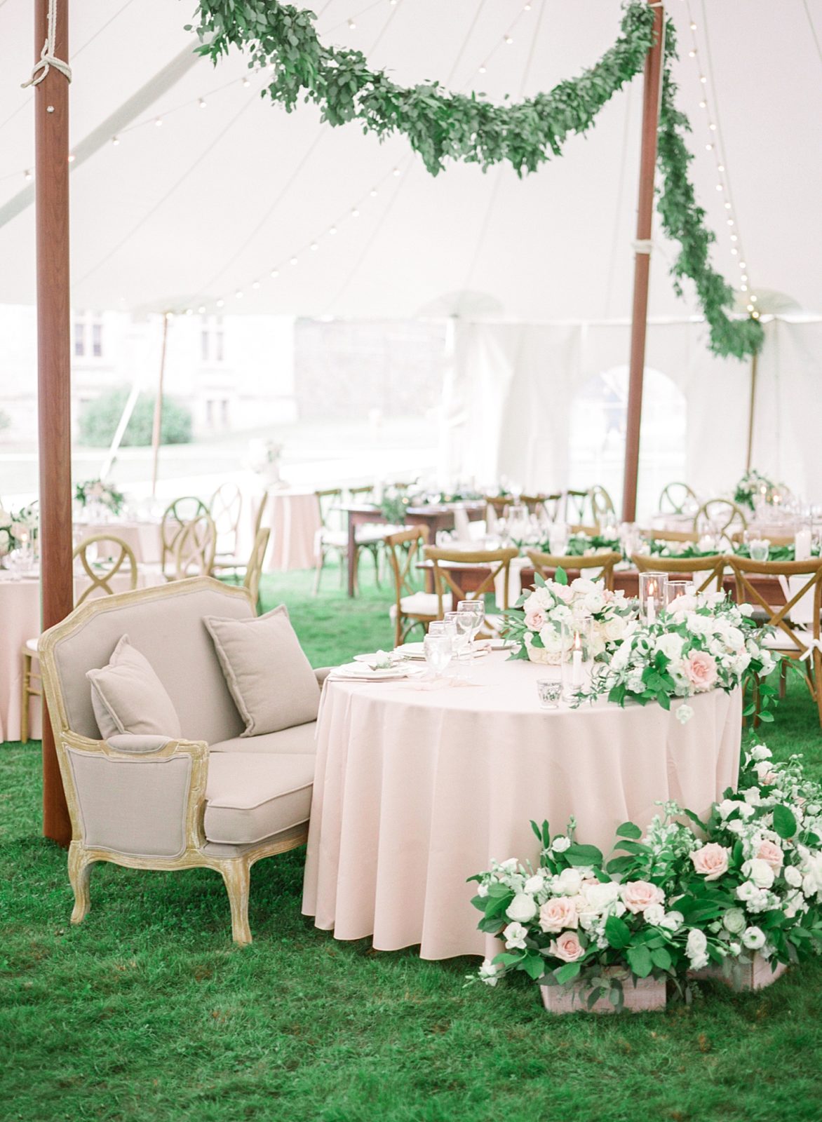 A Tented New York Wedding with Meredith & Chris | Jessa's Journal